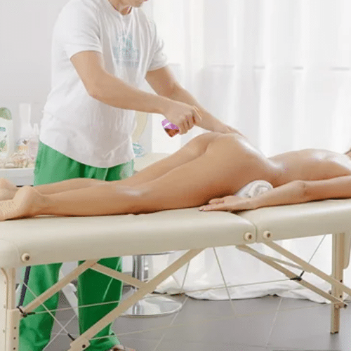 Comment réussir un massage érotique en 7 étapes (Massage tantrique)