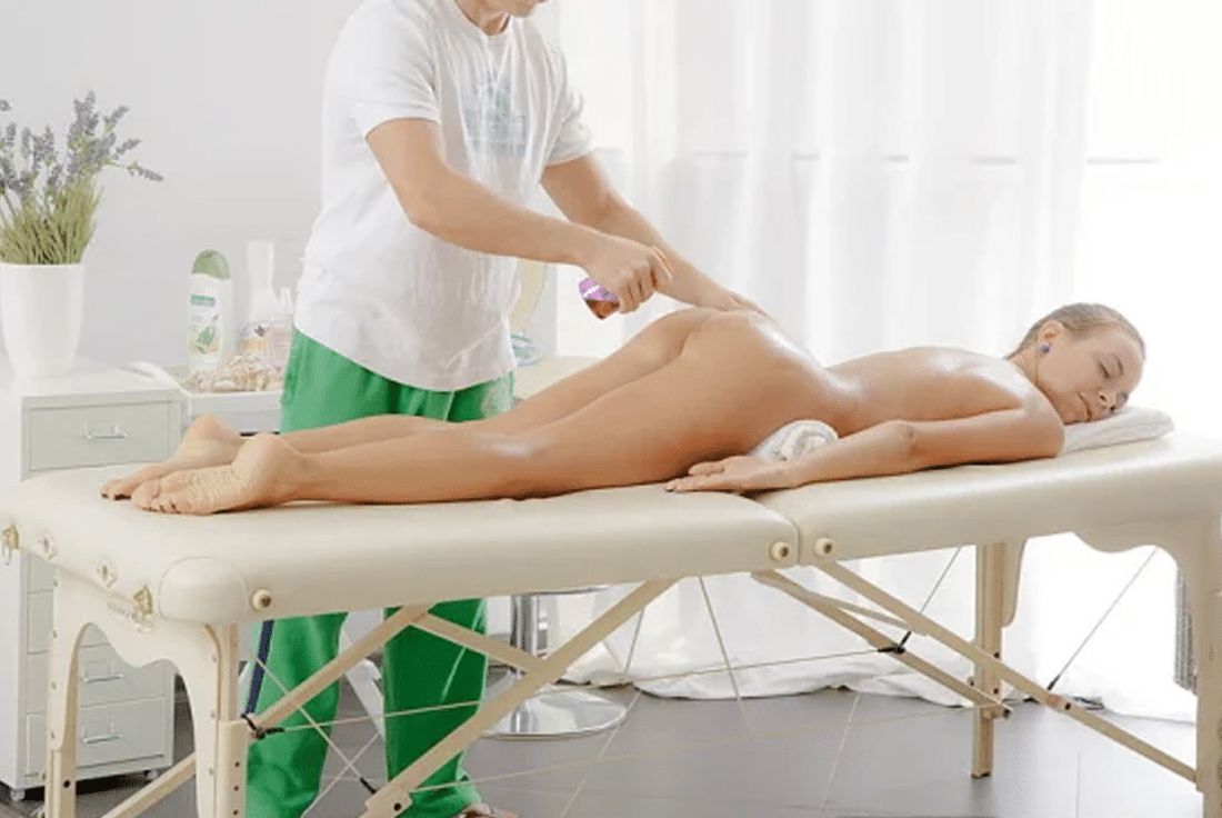 Comment réussir un massage érotique en 7 étapes