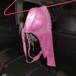 Une femme en manque du sexe gratuit